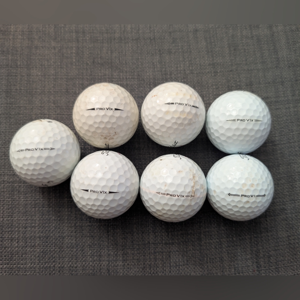 Pack Of Titleist Pro V1x And Pro V1 Golf Balls